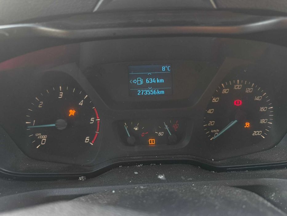 Ford Transit - 2014 motor 2.2 diesel - manual