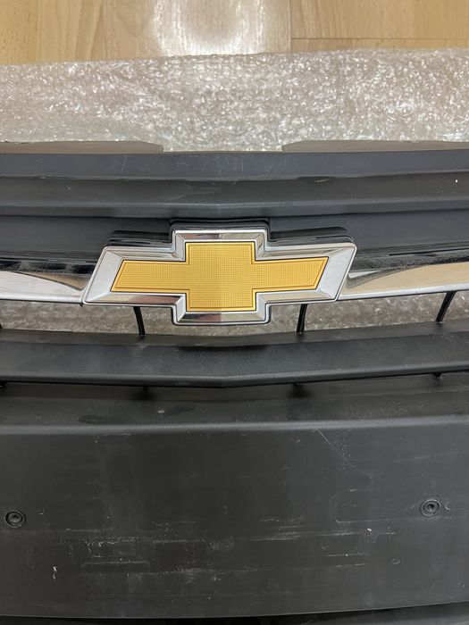 Решетка радиатора Chevrolet Onix 2025