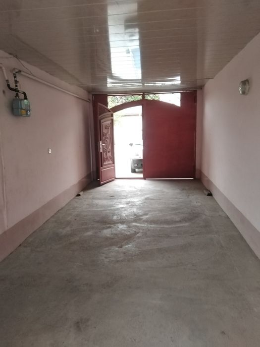 130000у.е Охунбобоев Макро Мачид 1 линия Под офис Ер Зимля 2 сотув