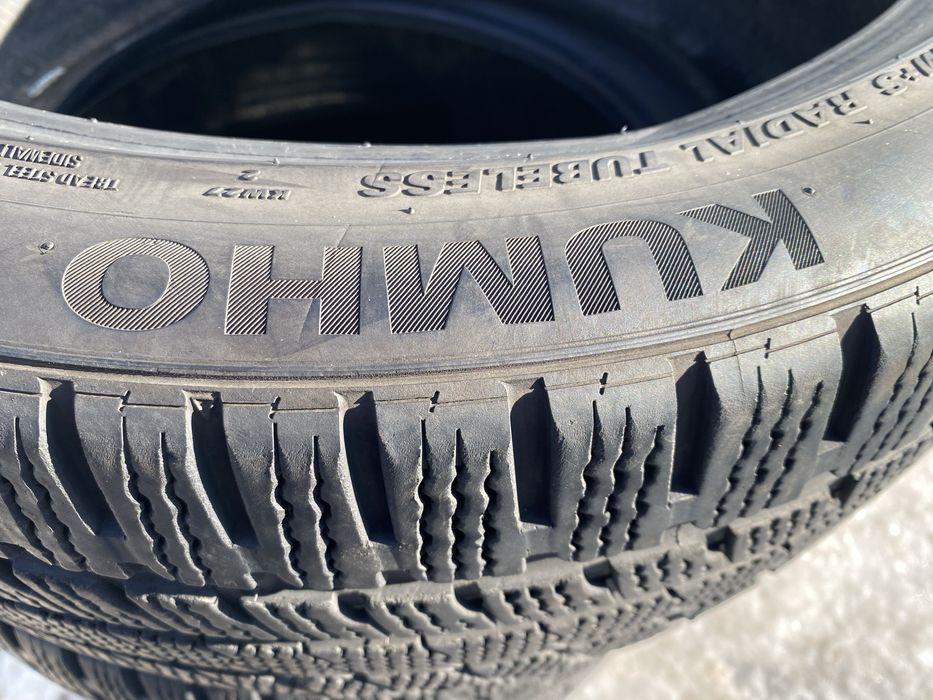 Шины 245/40/19 пара бу кумхо