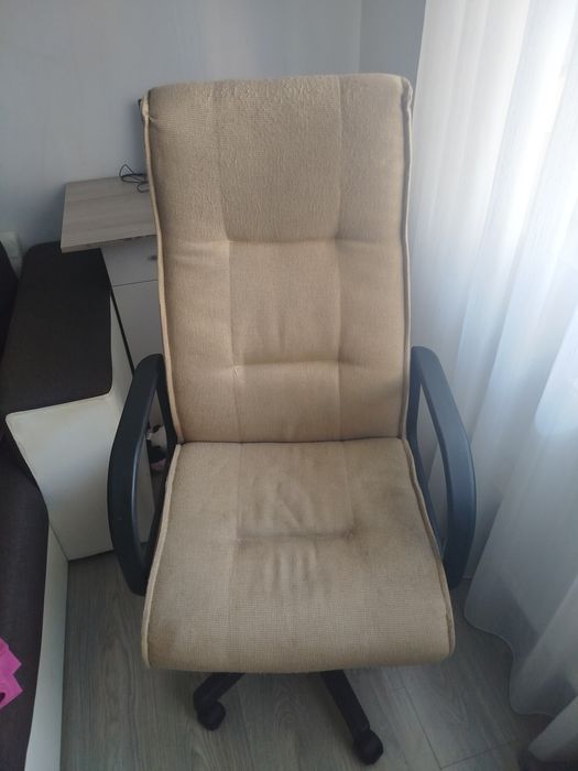 De vânzare scaun birou