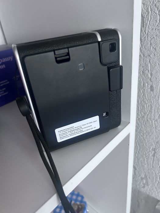 Instax mini (полароид)