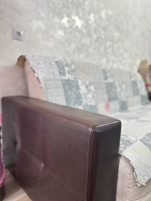 Продам диван в хорошем состоянии