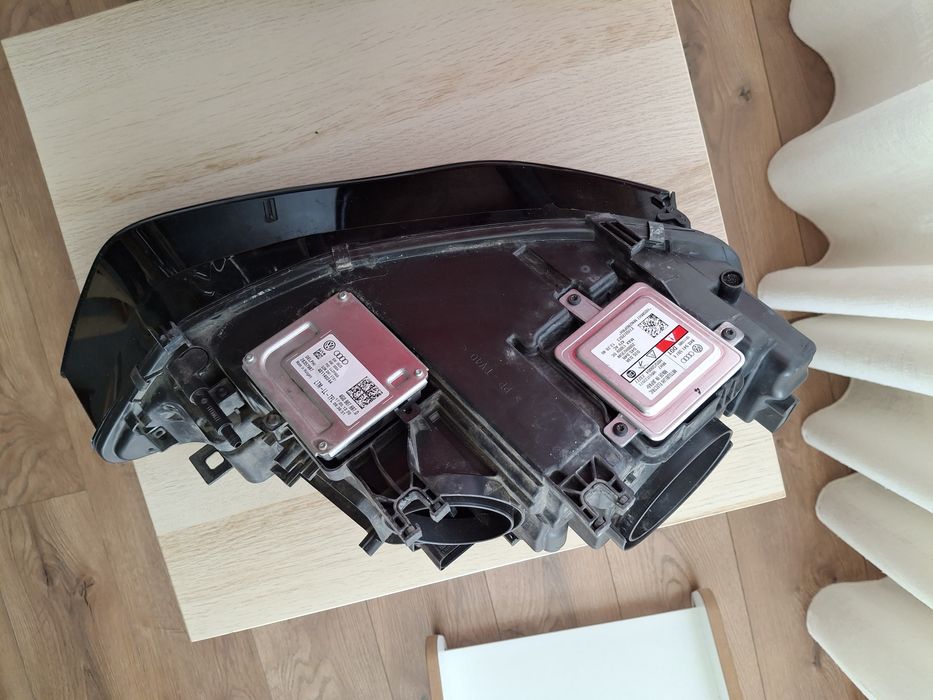 Far complet stânga Audi a4 b8.5 facelift  2 calculatoare bi xenon