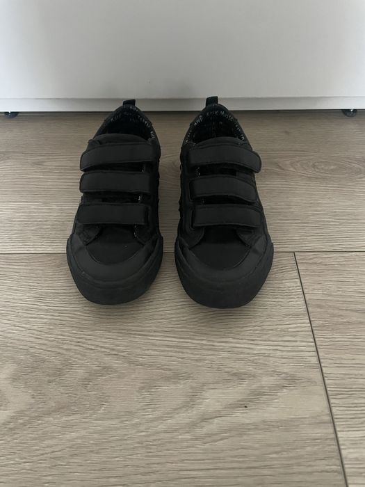 Adidasi cu scai  baieti 30-31