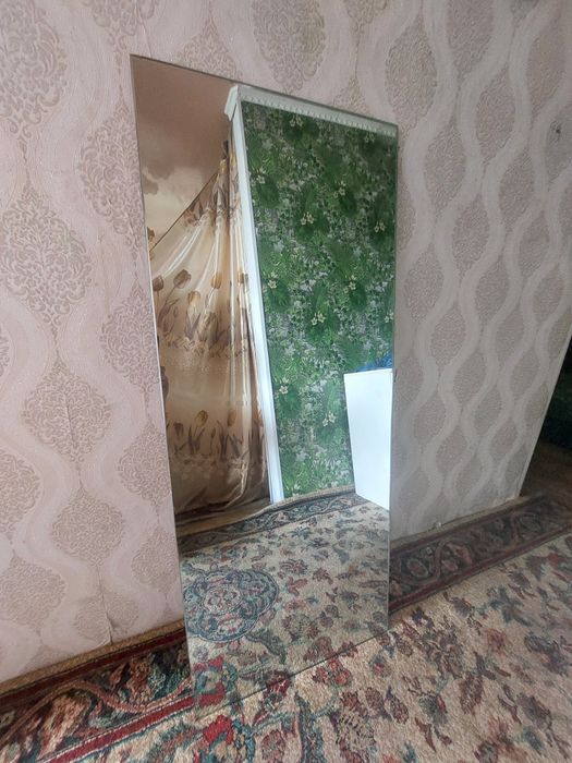 Продам зеркало 7000тг и 10000