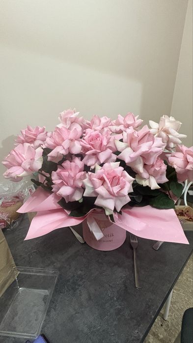 Цветы свежые  срочна  торг имееться