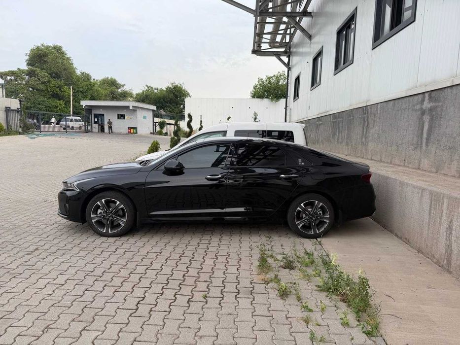 Kia K5 2.0T  //  в идеальном состоянии 21.000km