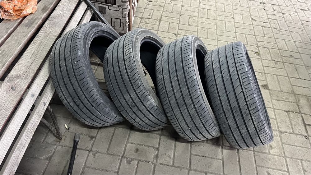 Продам резину лето 225/45/17