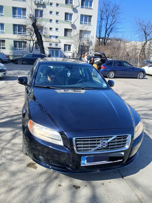 VOLVO S80