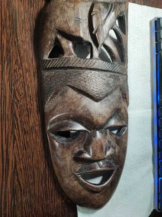 Lot vintage de 7 masti africane