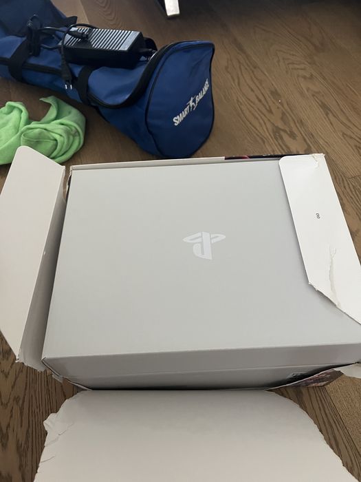 Sony PlayStation VR (PSVR) PS4 + Camera V2 - Nou / Nefolosit