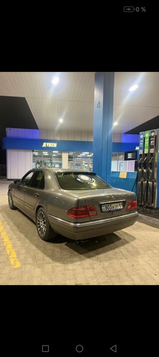 Мерседес w210...