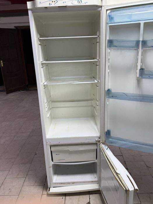 Продается холодильник