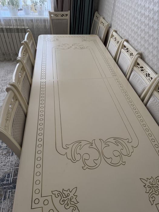 Продам гостевой стол