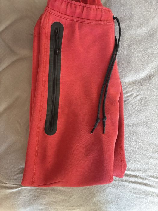 Nike tech fleece червен и черен, nike комлект и яке на ellesse