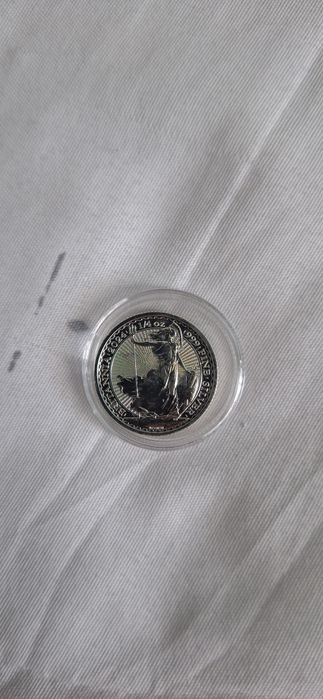 Сребърна монета Британия 1/4