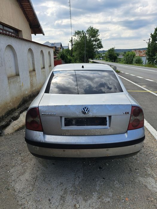 Dezmembrez Volkswagen Passat B5.5 1.9tdi