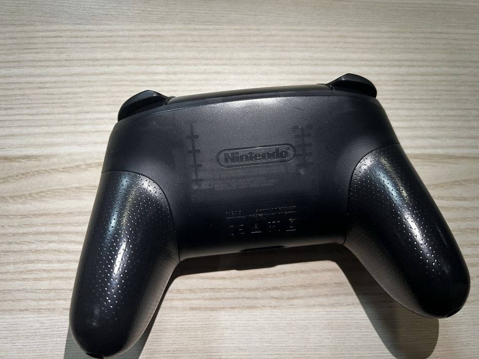 Nintendo Switch Pro Controller