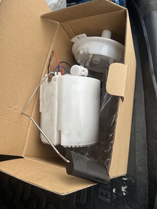 Бензонасос от Шевроле Круз 2015г