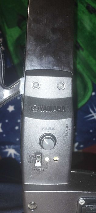 Vioară Yamaha Silent Violin model SV 200 Black