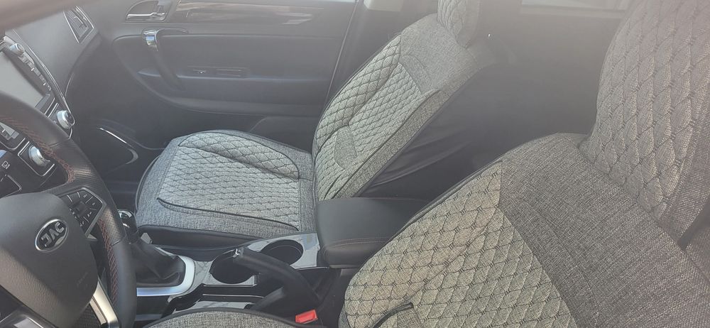 Продаётся почти новый автомобиль