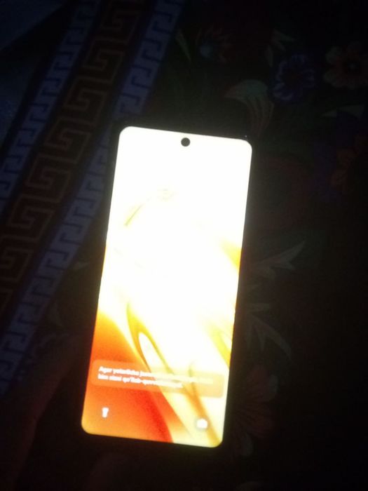 Infinix hot 40 i 128hotira