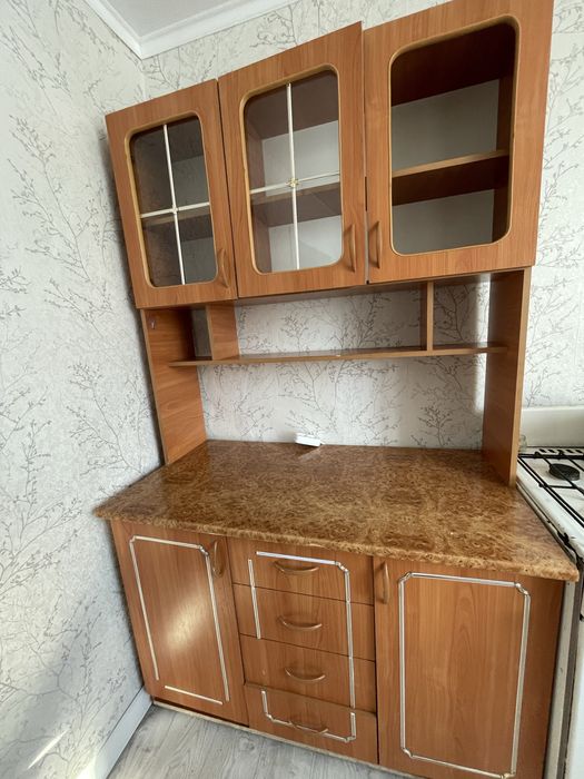Кухонный шкаф б/у