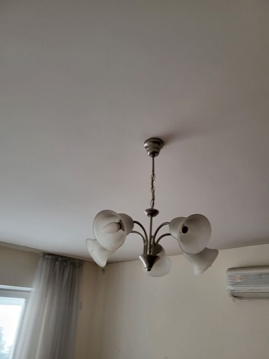 Продам люстры за символическую сумму