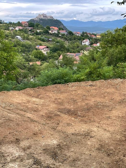 Vànd teren intravilan în Deva, distanță 900 m față de centru