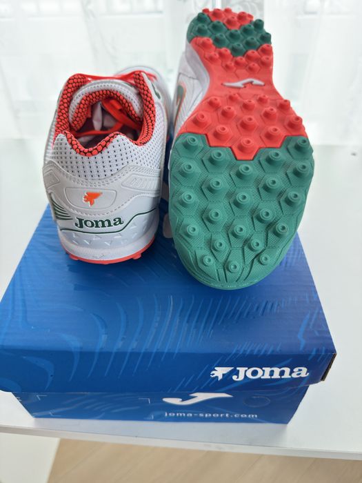 Оригинальные сороконожки Joma