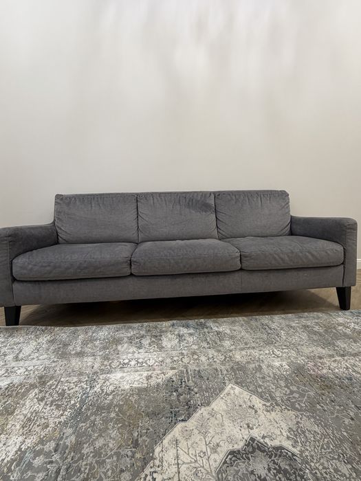 Продам диван для гостиной