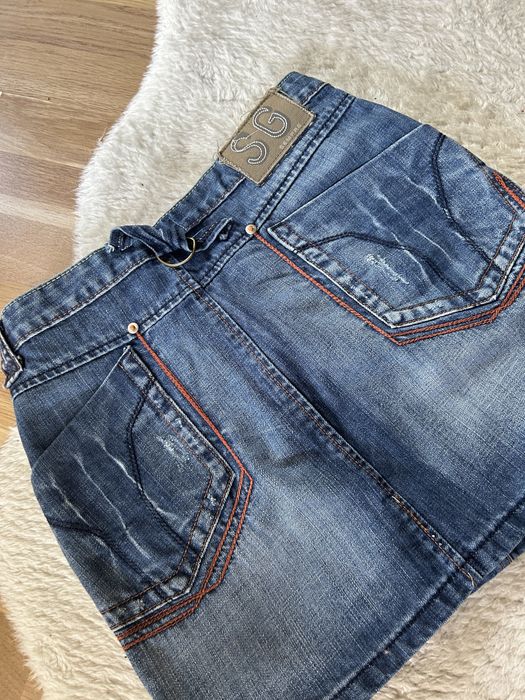 Дънкова пола - практична S размер + Дамски летни обувки - 40 номер