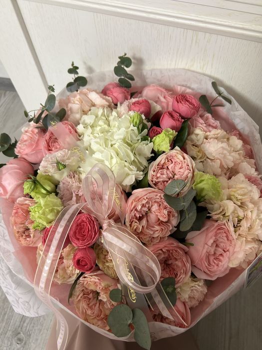 Красивый,большой букет