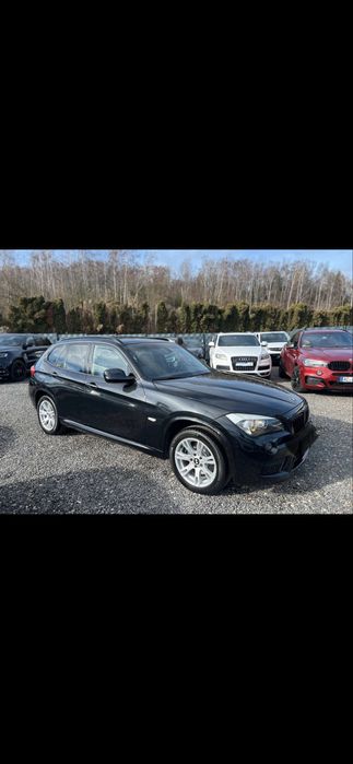 Autoturism Bmw X1.      .