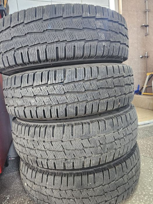 Vand 4 roti Michelin Agilis Mercedes