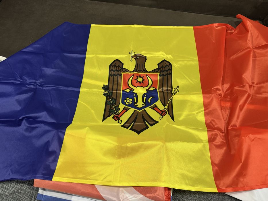 Продаются флаги стран