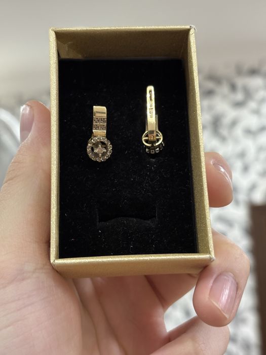 Сережки золотые