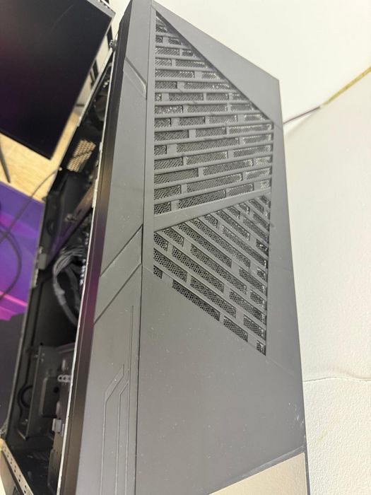 Vând pc gaming detalii în descriere