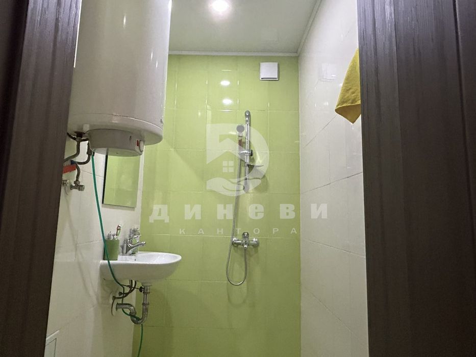 Четиристаен апартамент в центъра