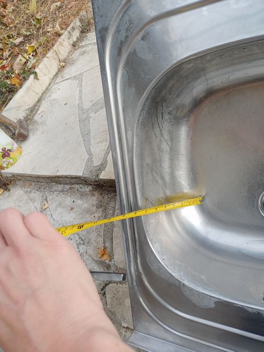 Бордова мивка за кухня