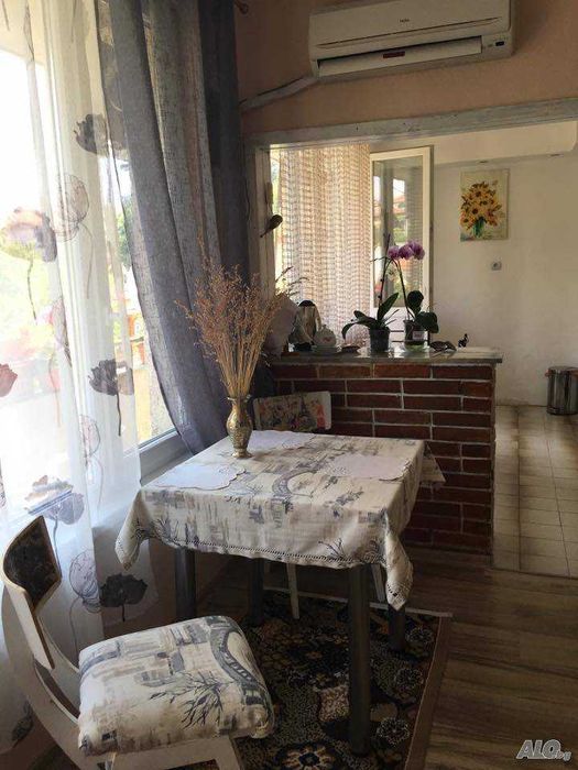 Дава се под наем Двустаен апартамент в Малко Търново - 56 кв.м за 15.3 € - Снимка #2