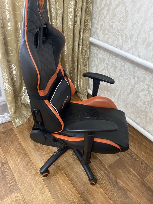 Продам компьютерное кресло