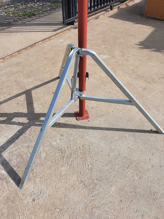 Trepied sustinere popi metalici