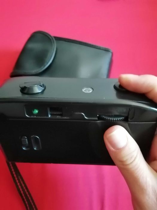 Фотоапарат SKINA SK - 106
35 милимитров лентов със светкавица