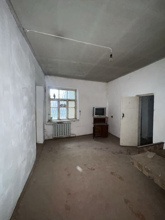 Домик в общем дворе, 3 комнаты. Гор. Больница