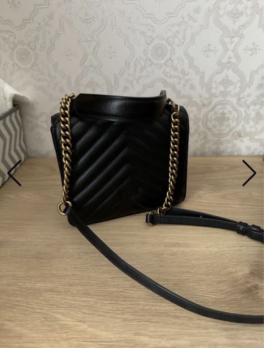 Продам сумку PINKO (оригинал) в черном цвете