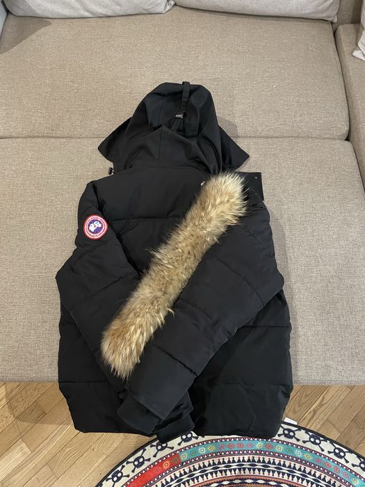 Geaca canada goose!
