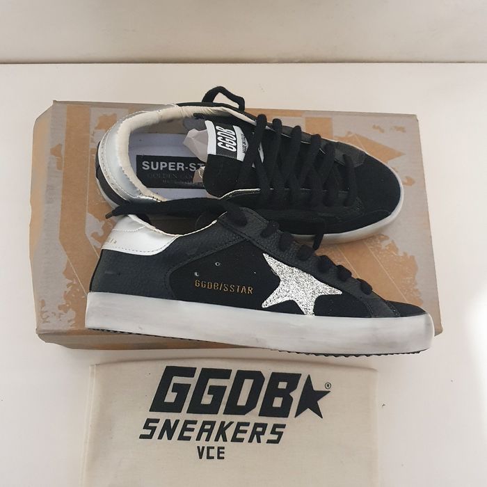 Adidași golden goose
