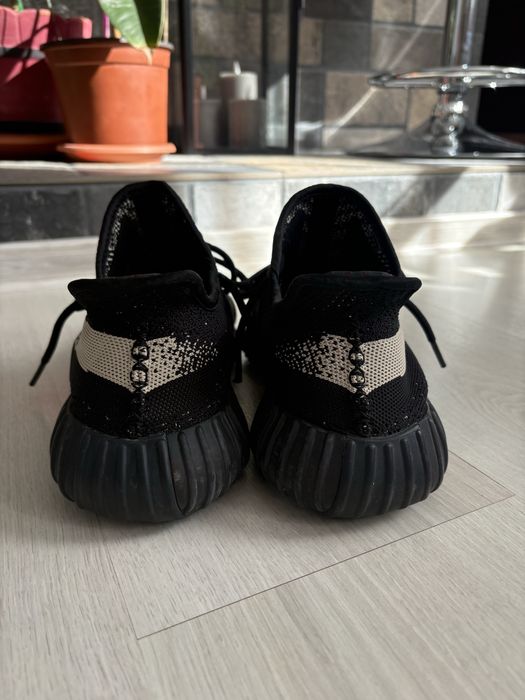 Yeezy 350 Boost Oreo